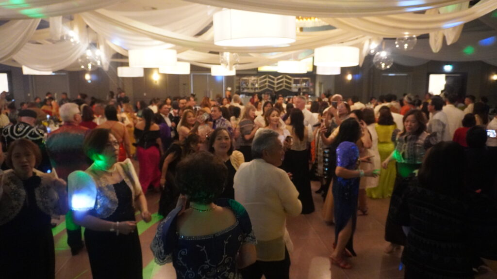 Public dancing on Independence Day event 2025